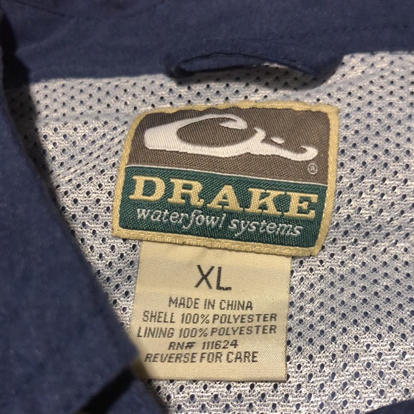 ⬇️⭐️ Drake Ole Miss Collegiate Men’s Button Down Lightweight Collar Shirt - Picture 4 of 10